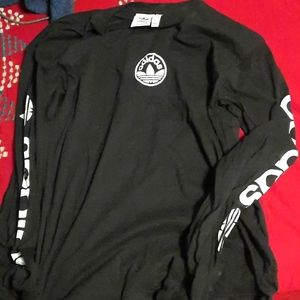 Adidas long sleeve size small